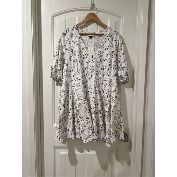 NEW Universal Thread Bell Elbow Sleeve Mini A-Line Floral Dress Size XL - Picture 6 of 13